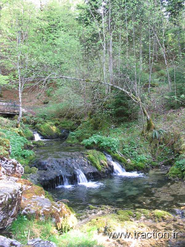 2011_CVAAM_35ans__14_Source_Bleue (7).JPG - 35 Ans du CVAAM, sortie dans le Doubs et le Jura, du 26 Avril au 1er Mai 2011, la Source Bleue